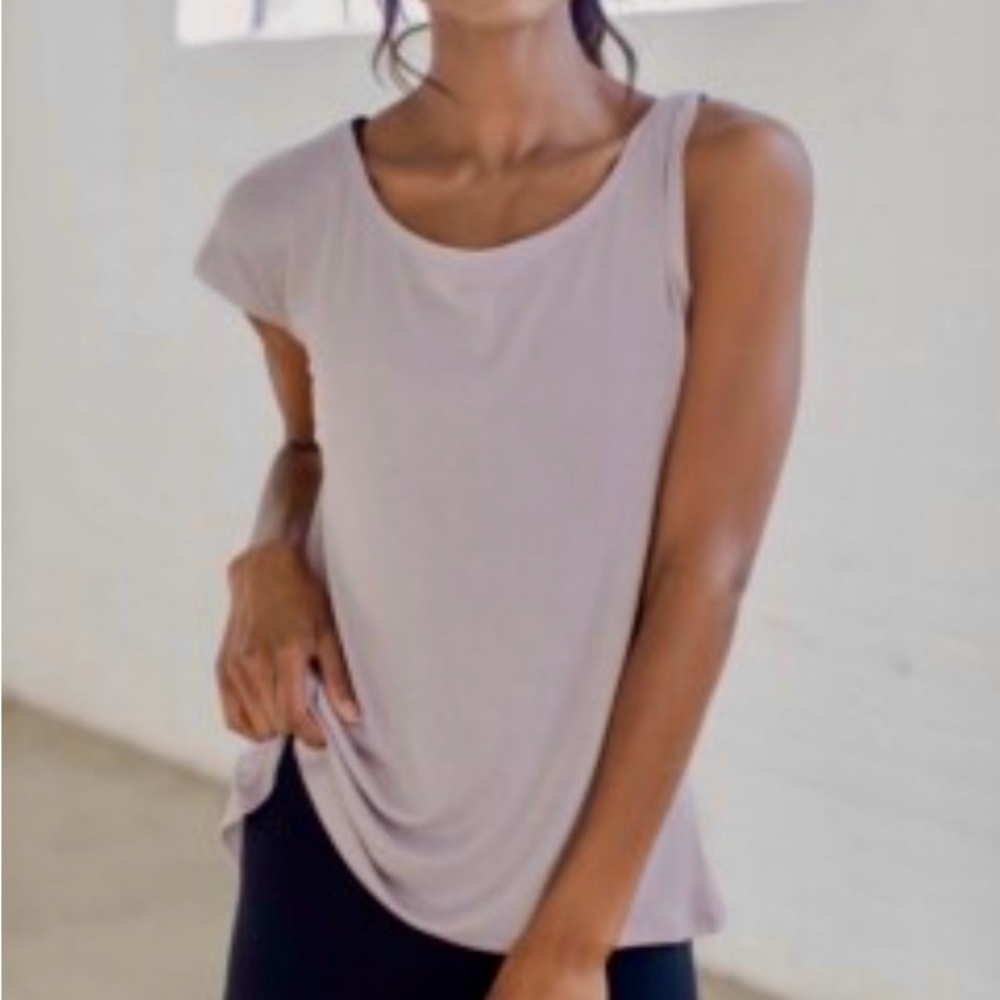 Savvi Asymetrical Elegant Mauve Pink
Sleeveless Top ( think Lululemon/Athleta